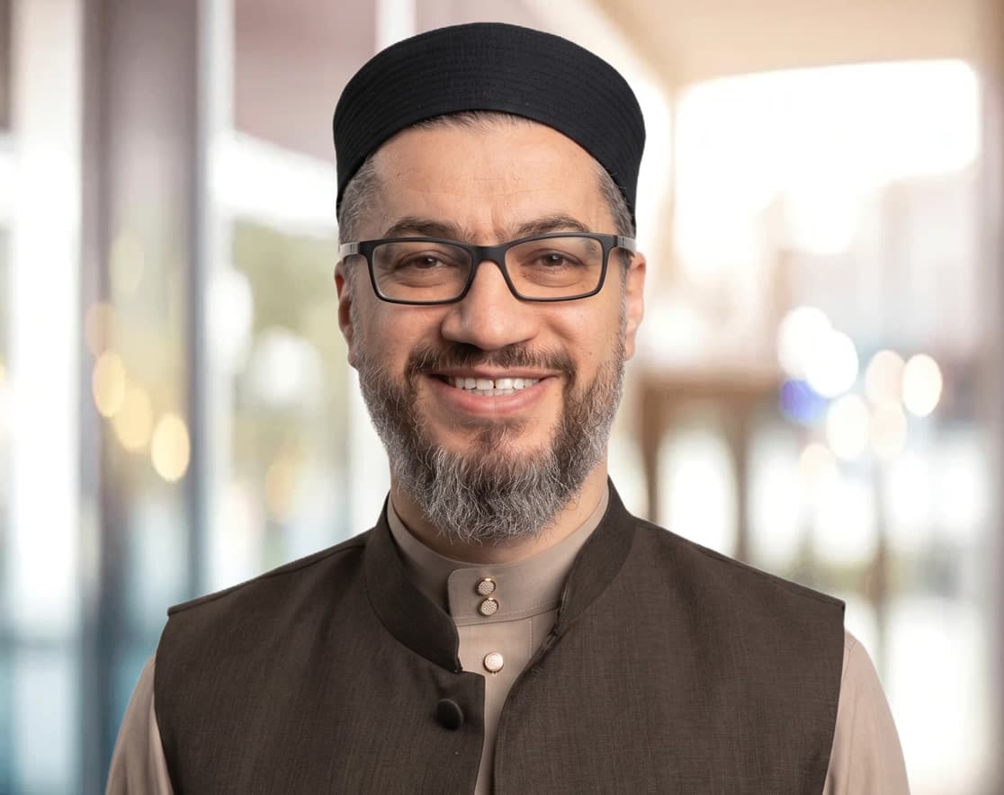 صورة شخصية للدكتور حاتم يوسف